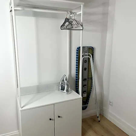 Apartment Squirrel - T2 In Hypercenter
